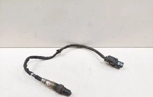 Mercedes-Benz R W251 Lambda probe sensor 0075427018 05149027AA 1928404682