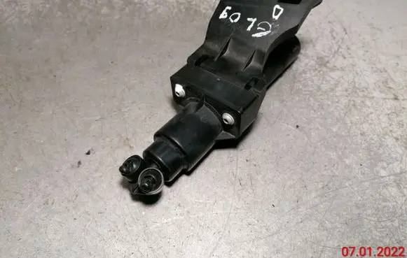 Headlight washer spray nozzle