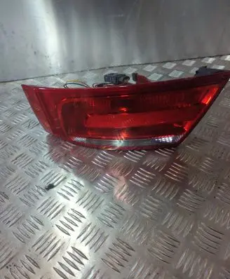 Audi A5 8T 8F Rear/tail lights 8T0945096