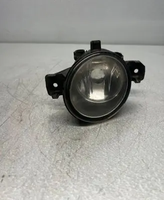 Nissan Qashqai+2 Front fog light ---