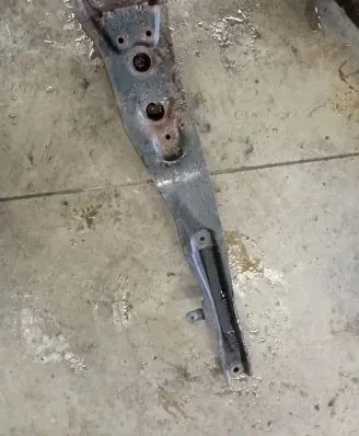 Mitsubishi Outlander Gearbox mounting bracket