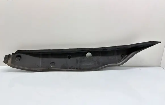 Mercedes-Benz GLC C253 Fender end trim A2538890125