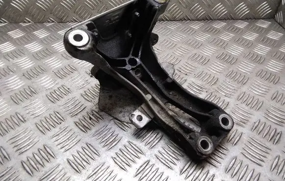 Audi A5 8T 8F Engine mounting bracket 8K0199308AQ