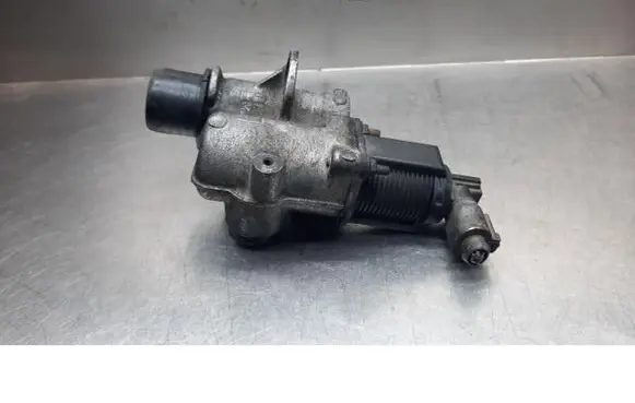 Nissan Almera Tino EGR valve 7700107471