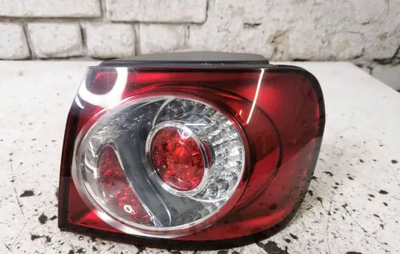 Volkswagen Golf Plus Rear/tail lights 5M0945096S 89502417