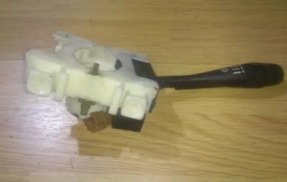 Nissan Primera Wiper control stalk