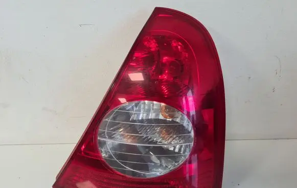 Renault Clio II Rear/tail lights 8200071414
