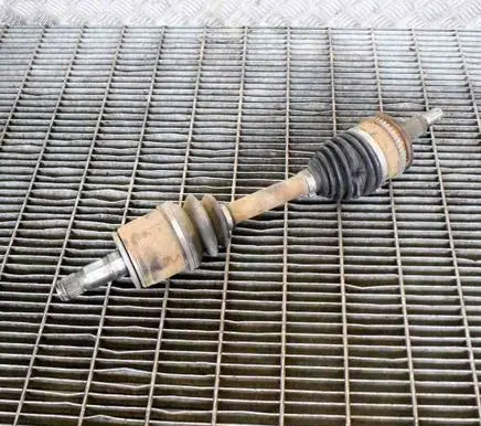 Mitsubishi L200 Front driveshaft