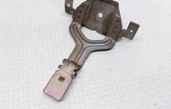 Volkswagen Transporter - Caravelle T4 Other engine bay part 7D0915303A