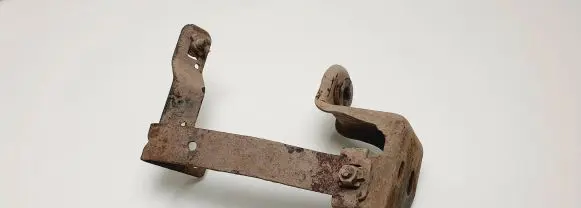 Renault Master II Radiator mount bracket