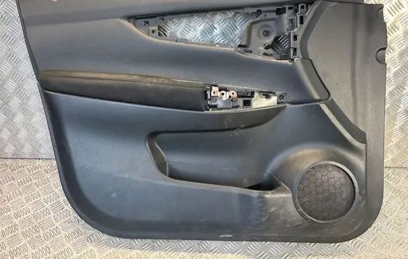 Nissan Qashqai Front door card panel trim 809234EA1A
