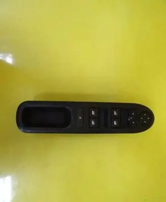Peugeot 407 Electric window control switch 96468704XT