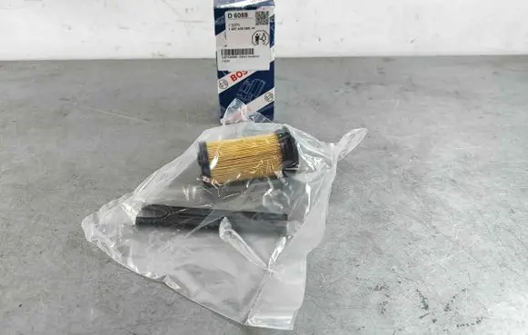 Volvo XC60 Air filter 1457436088