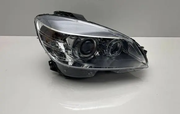 Mercedes-Benz C W204 Headlight/headlamp A2048203239