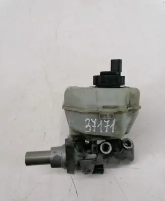 Volkswagen PASSAT B6 Master brake cylinder