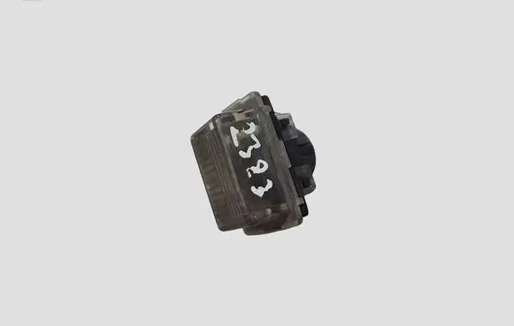 Mercedes-Benz C W204 Number plate light 165850