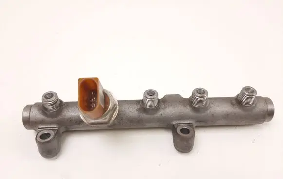 Audi A4 S4 B8 8K Fuel main line pipe 059130089AH 059130758K