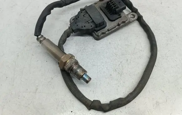 Mercedes-Benz Sprinter W907 W910 Lambda probe sensor A0009053109 0009053109