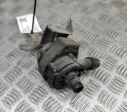 BMW 5 G30 G31 Electric auxiliary coolant/water pump 0392024064 8638238