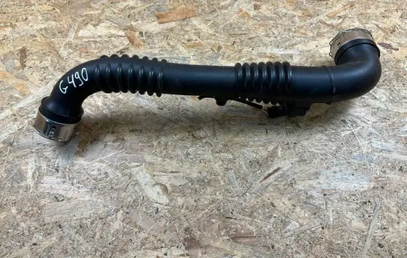 Volvo XC40 Air intake hose/pipe 32222069