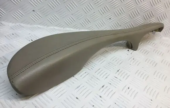 Jaguar XJ X308 Front door card panel trim GNC1272AF