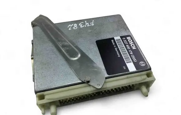 Volvo 850 Engine control unit/module ECU 0227400179