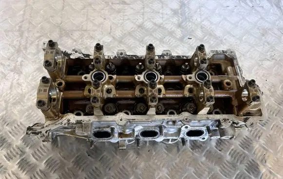 Maserati Levante Engine head 2283306