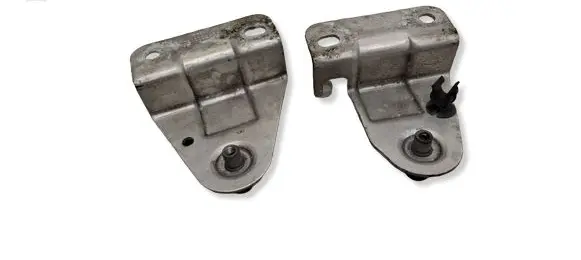 BMW X5M E70 Radiator support slam panel bracket 7213702