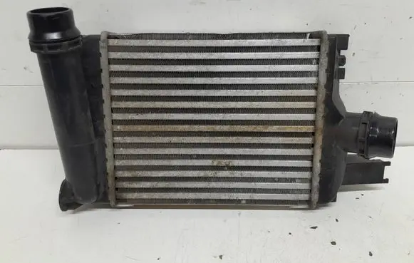 Dacia Sandero II Intercooler radiator 144963014R 14461B680E