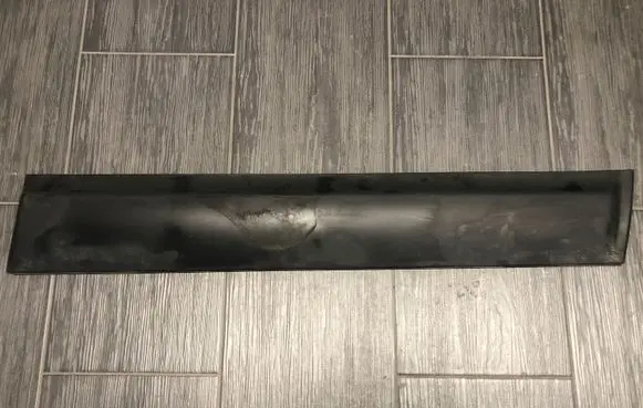 Nissan Qashqai Front door trim (molding) 80870