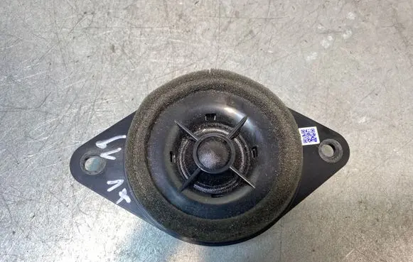 Subaru XV II Panel speaker 8M505E