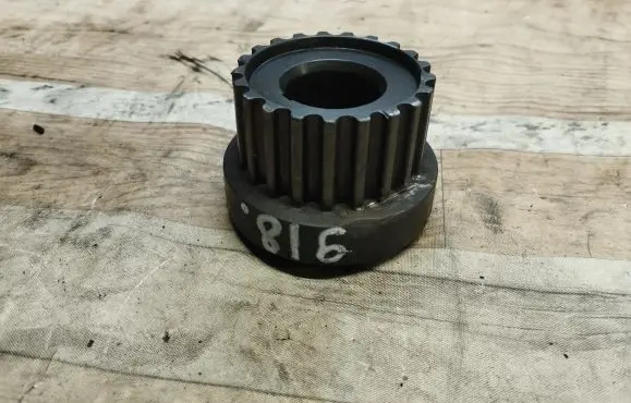 Hyundai Santa Fe Crankshaft gear 