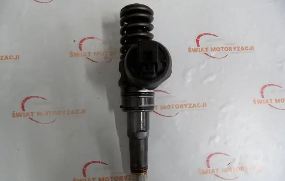 Audi A3 S3 A3 Sportback 8P Fuel injector 038130073AG