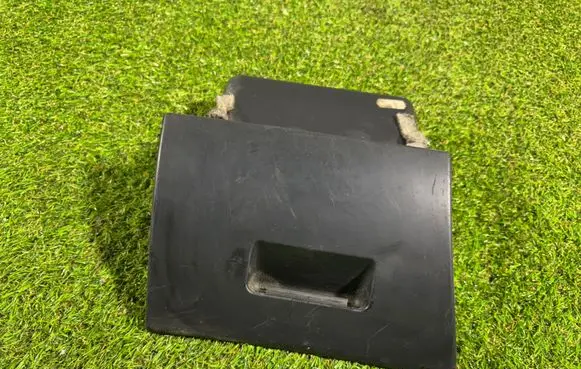 BMW 3 E46 Glove box 8223192 8197492
