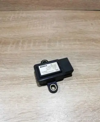 BMW 5 E39 ESP acceleration yaw rate sensor 0265005248 6753694