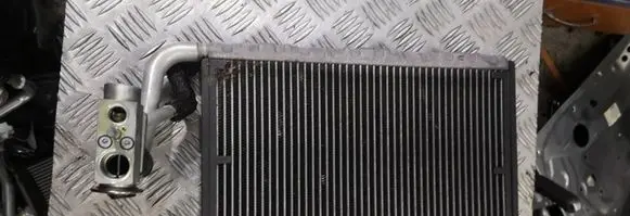 Air conditioning (A/C) radiator (interior)