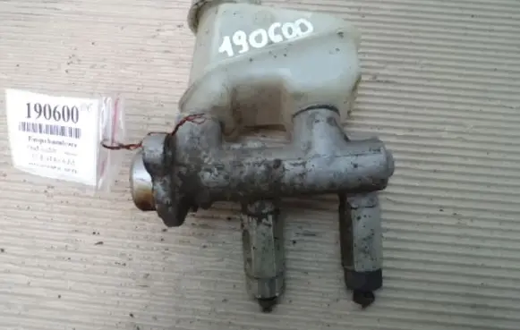 Opel Kadett E Master brake cylinder