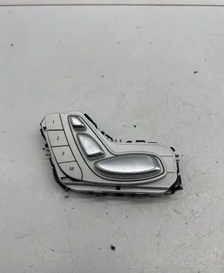 Mercedes-Benz Vito Viano W447 Seat control switch A4479058607 SW212903 16915173