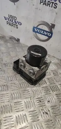 Volvo XC60 ABS Pump 30681619