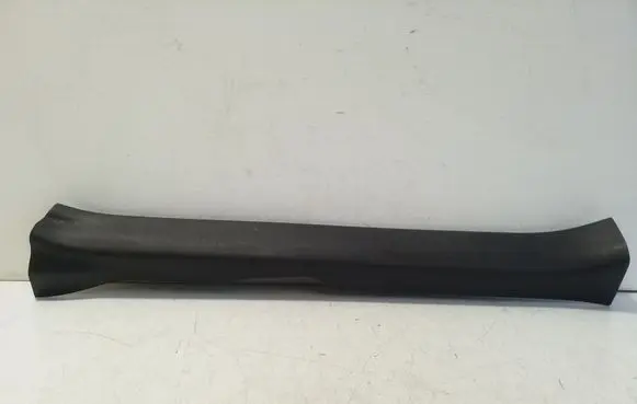 Front sill trim cover