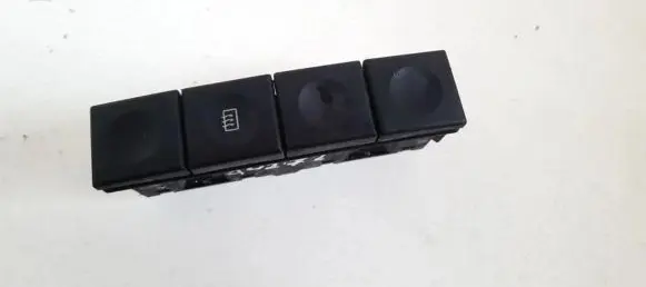 Ford Fiesta Windscreen/window heater switch 2s6t18c621ac