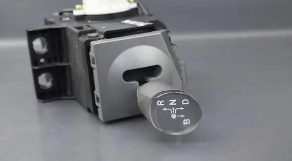 Toyota Prius (XW20) Gear shifter/selector 8945147030