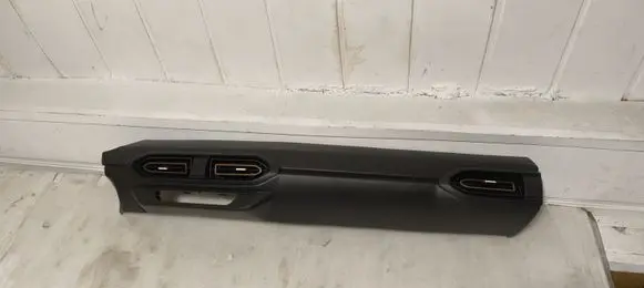Dacia Sandero III Dashboard center trim panel 683102674R