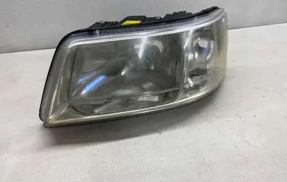 Volkswagen Transporter - Caravelle T5 Headlight/headlamp 7H1941015S 0301191301