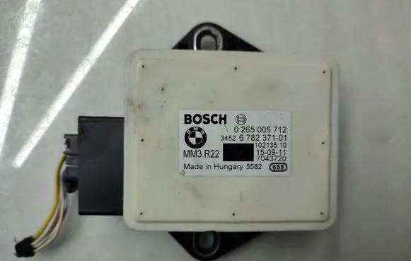 BMW X5 E70 ESP acceleration yaw rate sensor 6782371