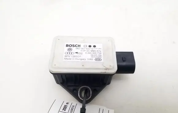Audi Q5 SQ5 ABS wheel speed sensor 8K0907637C