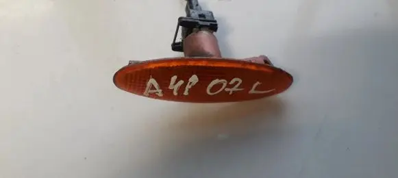 Ford Escort Front fender indicator light 95GG13K309AA
