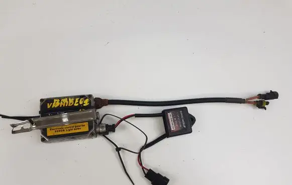 BMW 5 E60 E61 Headlight ballast module Xenon CNSH3524321516