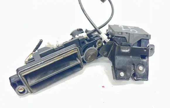 Mercedes-Benz CLK A209 C209 Loading door lock A1717500085 A1717500185 A2037500693