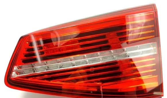 Volkswagen PASSAT B8 Rear/tail lights 3G9945308D